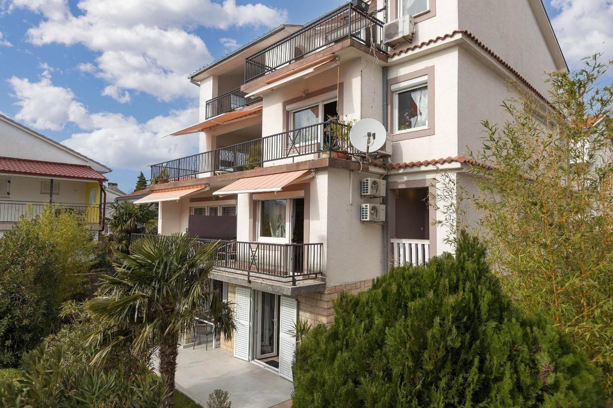 Apartments Karmen 1 Crikvenica Εξωτερικό φωτογραφία