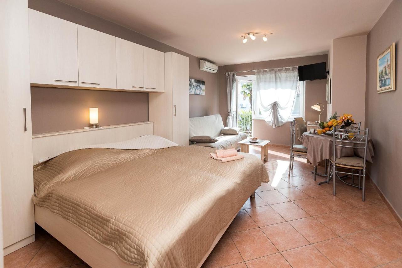 Apartments Karmen 1 Crikvenica Εξωτερικό φωτογραφία